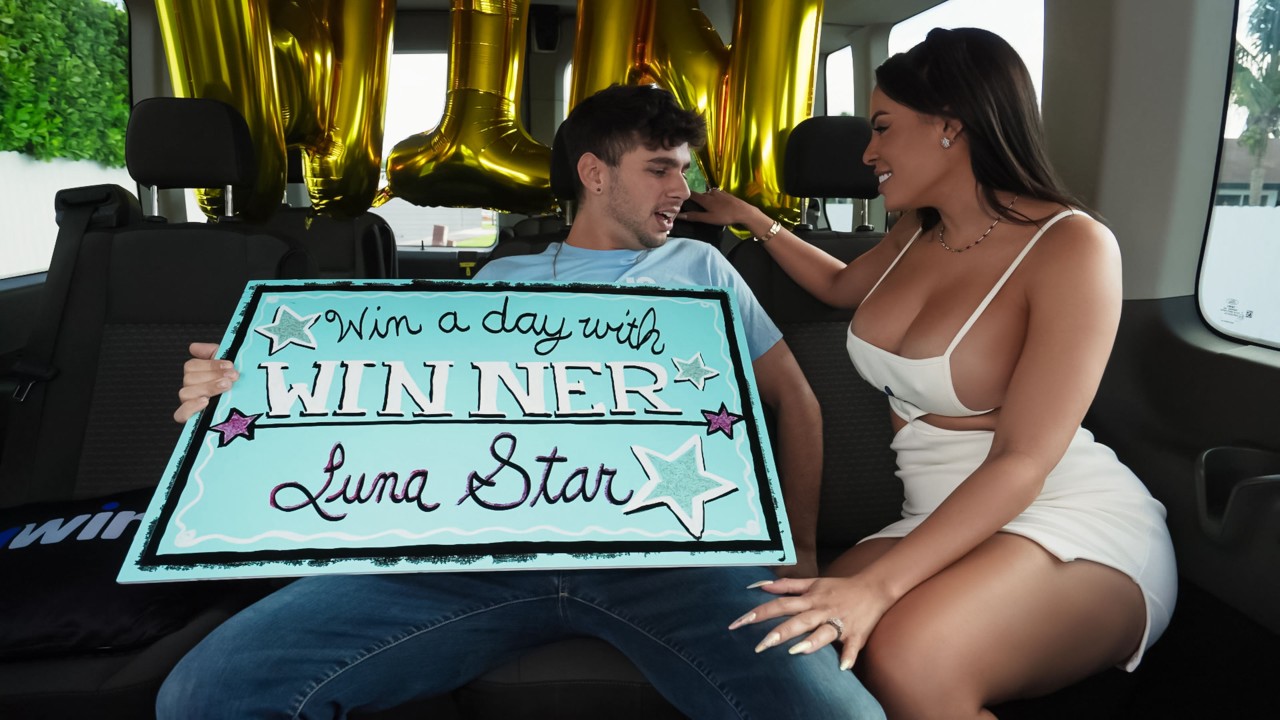 Luna Star, Kai Jaxon, Dickdealer Don - Mega Fan Wins a Ride